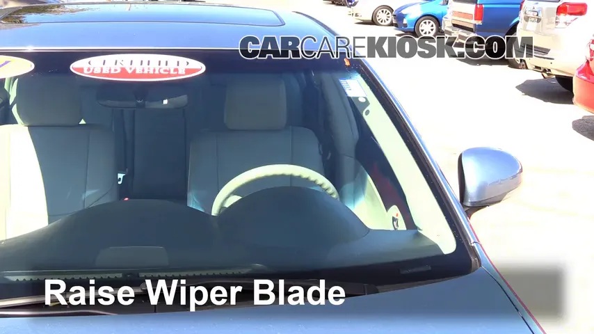 2011 Toyota Avalon 3.5L V6 Windshield Wiper Blade (Front)